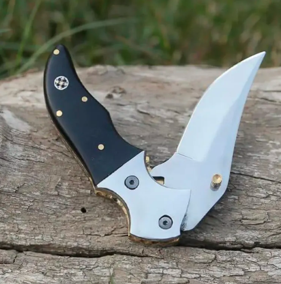 Handmade Stainless Steel Folding Pocket Knife with Leather Sheath - Image 5