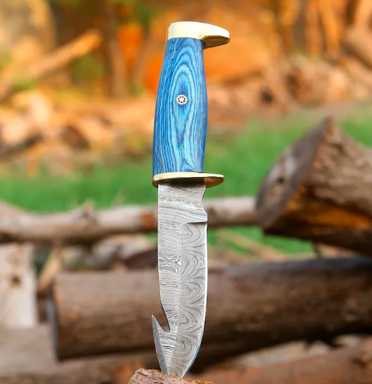 Handmade Damascus Steel Skinning Knife: Bushcraft Hunting Knife with Leather Sheath - Image 2