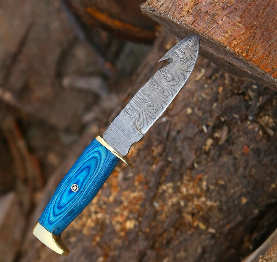 Handmade Damascus Steel Skinning Knife: Bushcraft Hunting Knife with Leather Sheath - Image 3