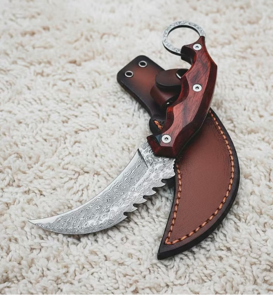Handmade Damascus Karambit Knife: Engraved Gift with Leather Sheath - Image 2