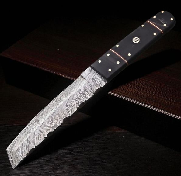Hand-Forged Japanese-Style Tanto Knife - Image 3