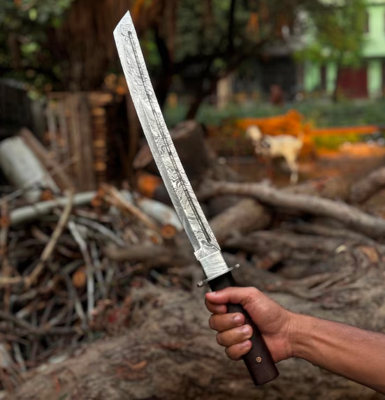 Handmade Damascus Steel Katana Style Hunting Machete Knife Tanto Knife and Leather Sheath - Image 2