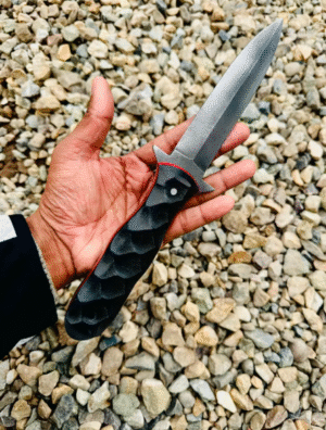 Handmade D2 Steel Hunting Knife: Micarta Handle, Leather Sheath